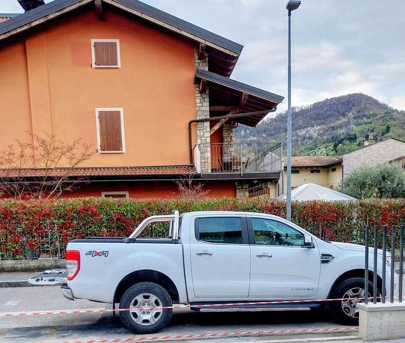 Usata Ford Ranger Limited 160 CV (117 kW) 2017 Pick-up