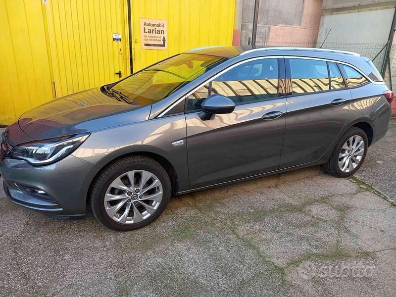 Usata Opel Astra Dynamic 110 CV (80 kW) 2019 Grigio scuro Station wagon