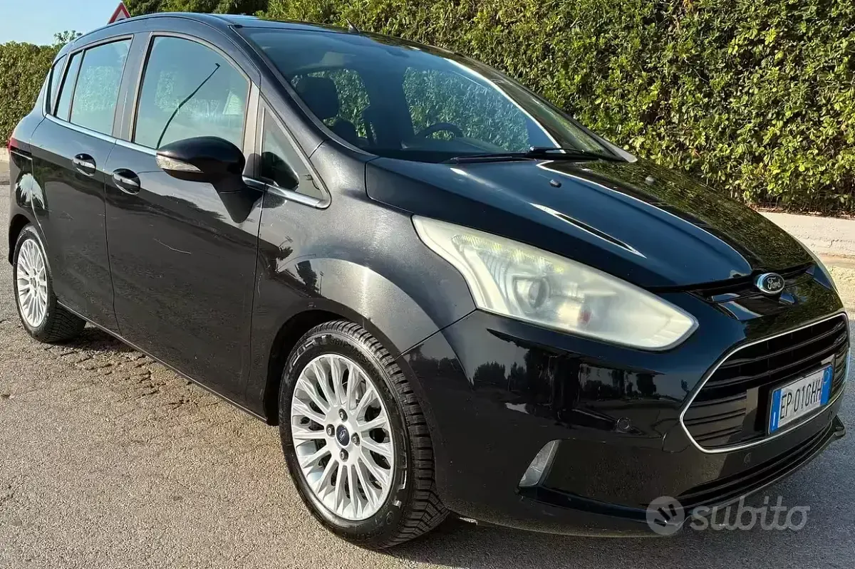 Usata Ford B-MAX 95 CV (69 kW) 2012 Nero Monovolume