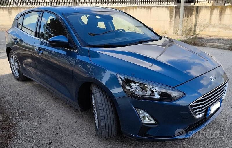 Usata Ford Focus 120 CV (88 kW) 2020 Blu Berlina