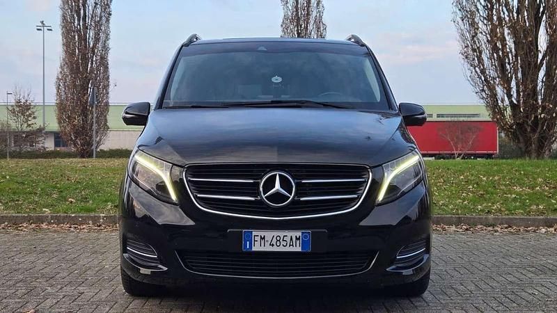 Usata Mercedes V250 190 CV (139 kW) 2017 Nero Monovolume