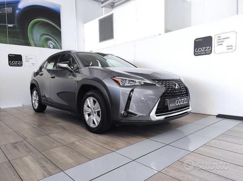 Grigio Usata 2020 Lexus UX Business Edition SUV | 18.900 € (Super prezzo) - Immagine 1/4