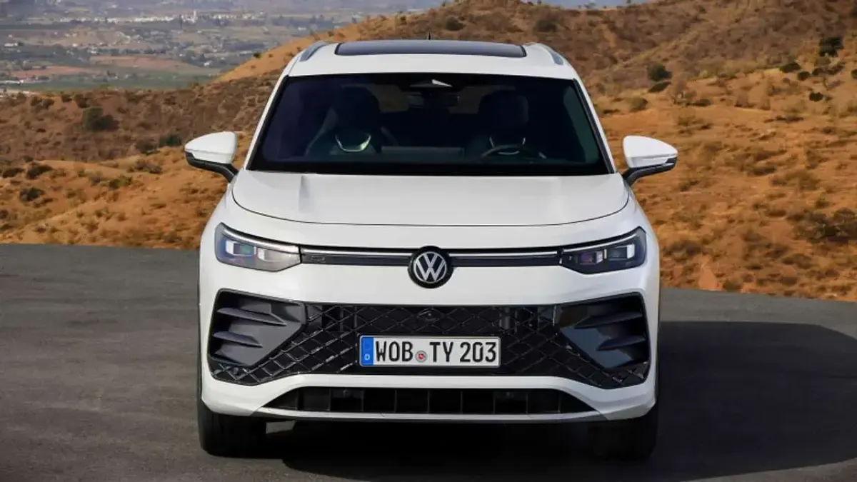 Nuova VW Tayron Edition 150 CV (110 kW) 2026 Argento SUV