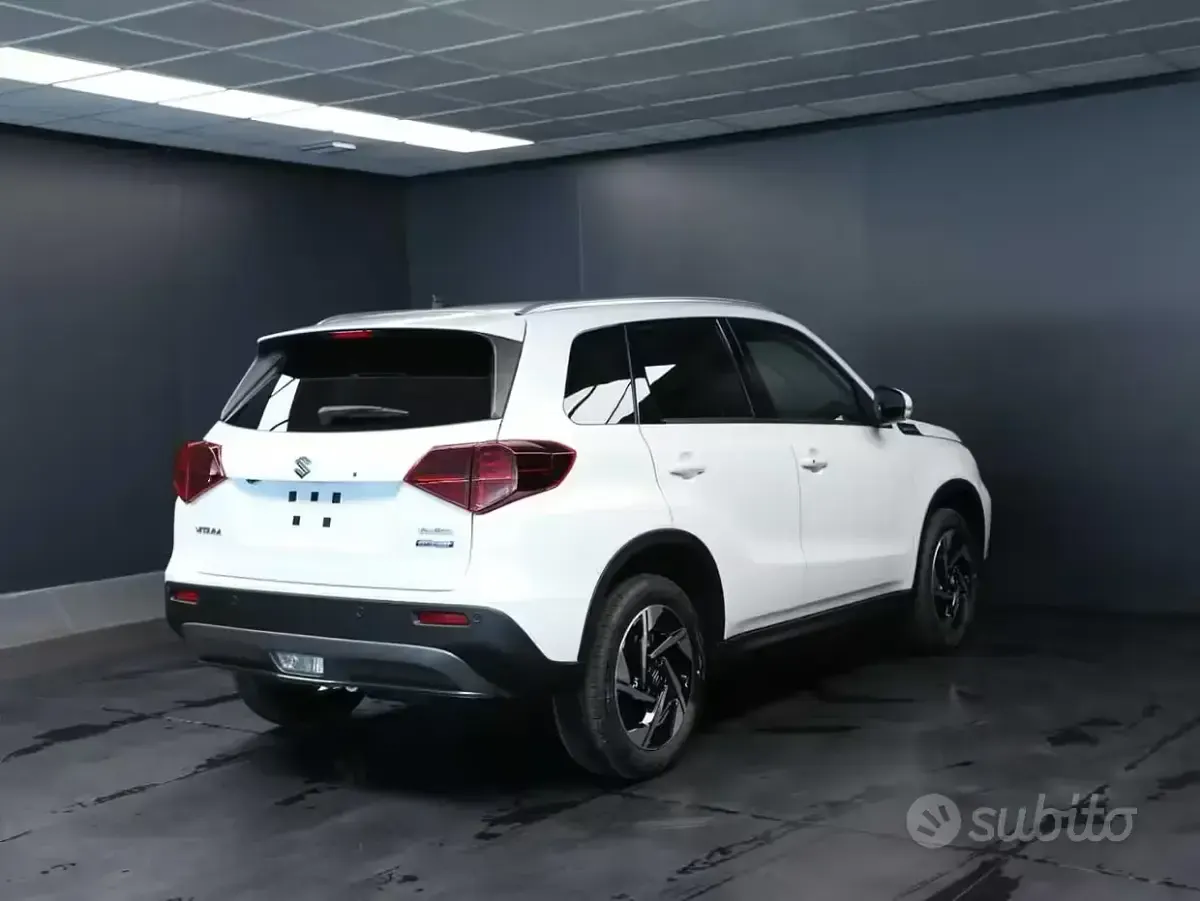 Nuova Suzuki Vitara 110 CV (80 kW) 2026 Bianco SUV