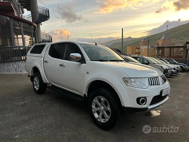 Usata Mitsubishi L200 Intense+ 178 CV (130 kW) 2012 Bianco Pick-up