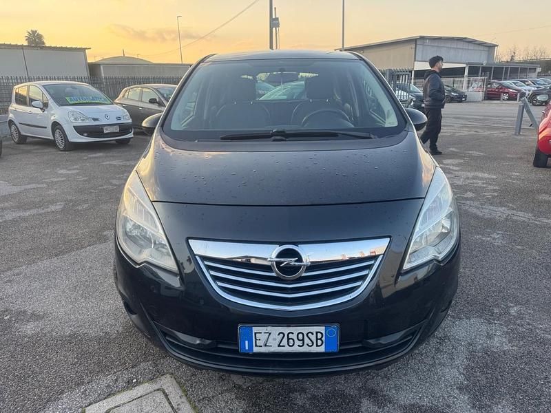 Usata Opel Meriva Cosmo 95 CV (69 kW) 2015 Nero Monovolume