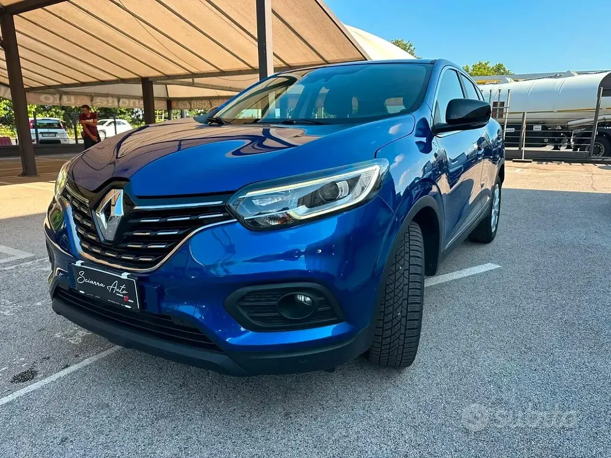 Usata Renault Kadjar Business 116 CV (85 kW) 2020 Bluazzurro SUV