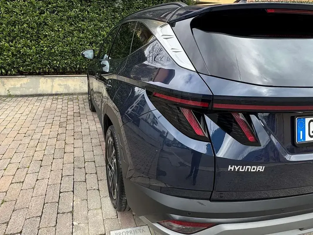 Usata Hyundai Tucson 224 CV (164 kW) 2025 Blu/azzurro SUV