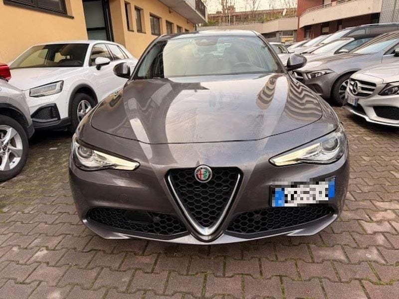 Usata Alfa Romeo Giulia Business 160 CV (117 kW) 2021 Grigio Berlina