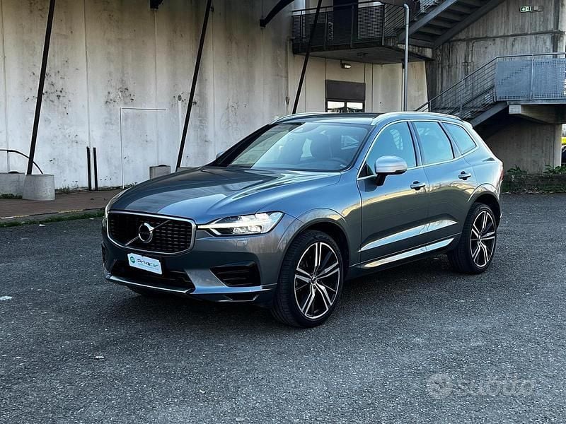 Gray Usata 2018 Volvo XC60 Inscription SUV | 25.000 € (Buon prezzo) - Immagine 1/4