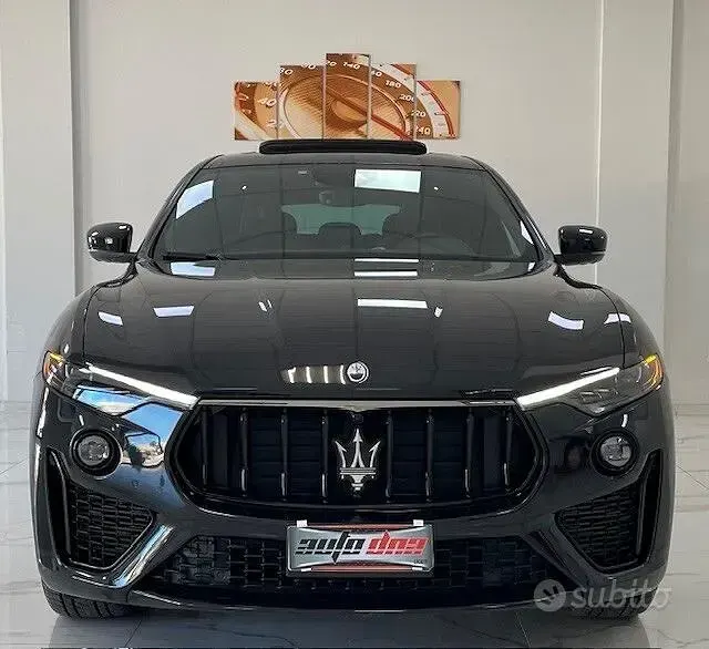 Usata Maserati Levante 430 CV (316 kW) 2022 Nero SUV