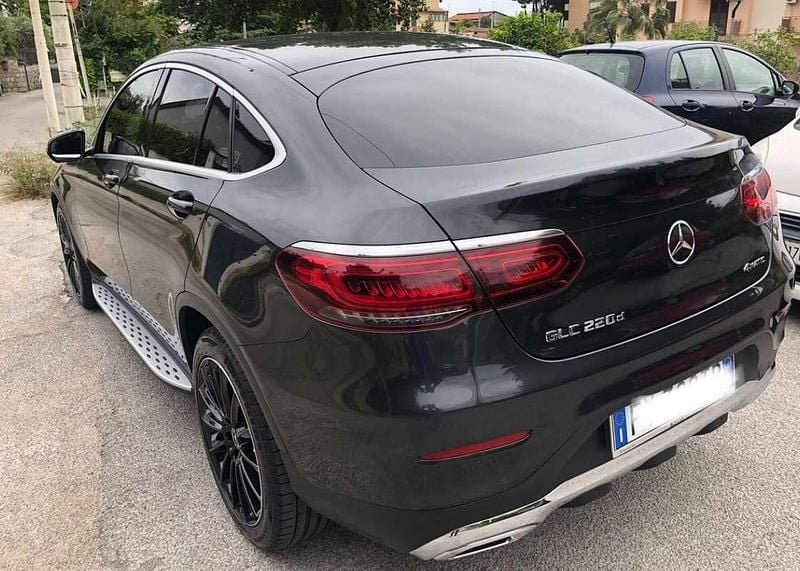 Usata Mercedes GLC220 194 CV (142 kW) 2020 Grigio Coupé