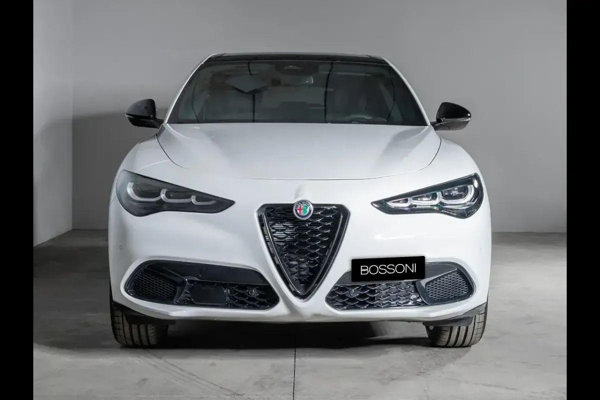 Nuova Alfa Romeo Stelvio Veloce 210 CV (154 kW) 2026 Bianco SUV