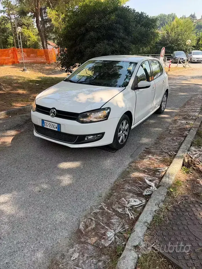 Usata VW Polo Highline 85 CV (62 kW) 2011 Bianco Utilitaria