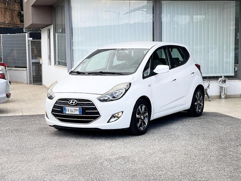 Usata Hyundai ix20 90 CV (66 kW) 2017 Bianco Utilitaria