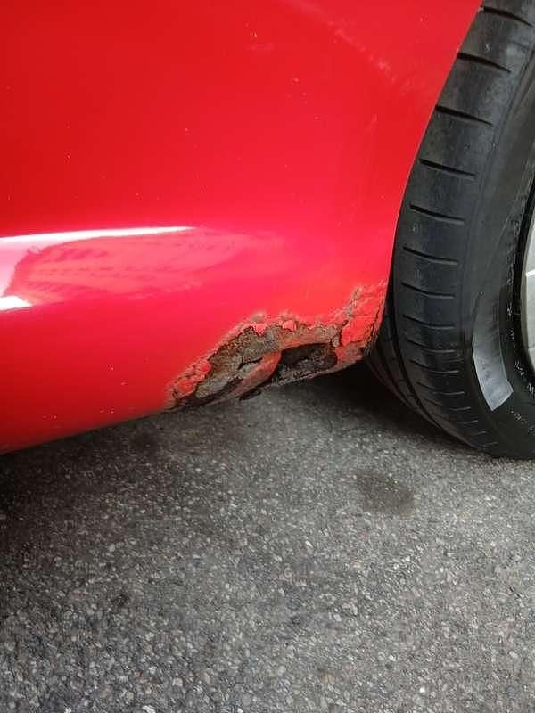 Usata Toyota Aygo Sol 68 CV (50 kW) 2006 Rosso Utilitaria