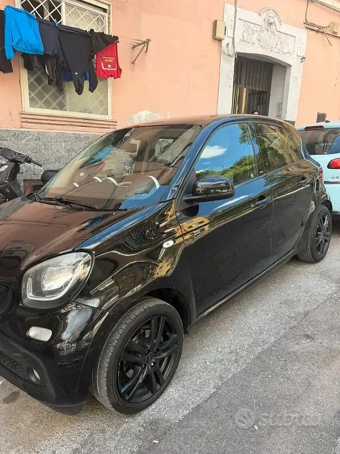 Usata Smart ForFour 71 CV (52 kW) 2016 Utilitaria