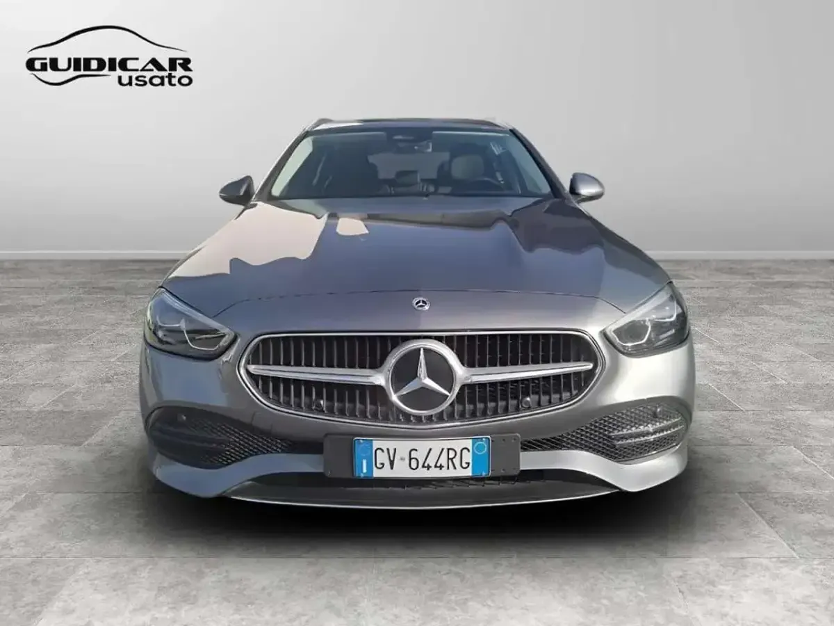 Usata Mercedes C200 163 CV (119 kW) 2022 Grigio Station wagon