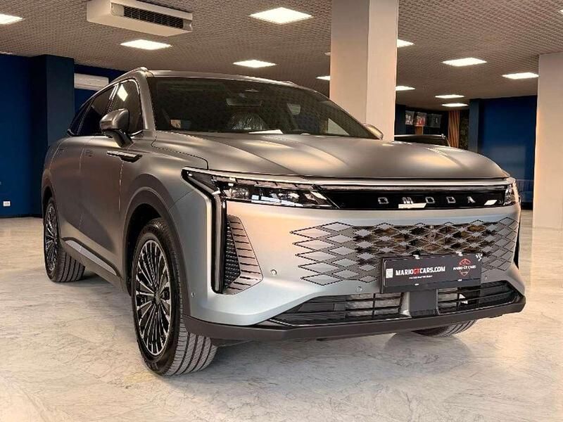 Nuova Omoda 9 537 CV (394 kW) 2026 Grigio SUV