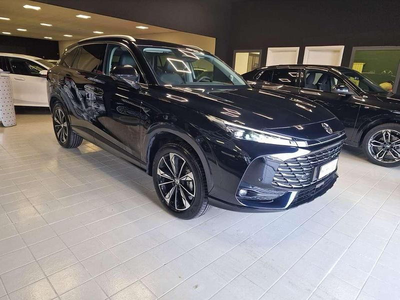Usata MG HS Luxury 170 CV (125 kW) 2025 Nero metallizzato SUV