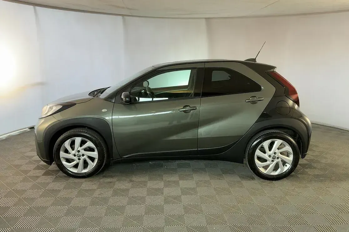 Occasion Toyota Aygo X Trend 72 ch (52 kW) 2022 Gris SUV