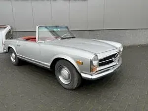 Usata Mercedes 230 150 CV (110 kW) 1965 Argento Cabrio