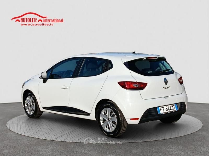 Usata Renault Clio IV Life 75 CV (55 kW) 2018 Bianco(met.) Berlina
