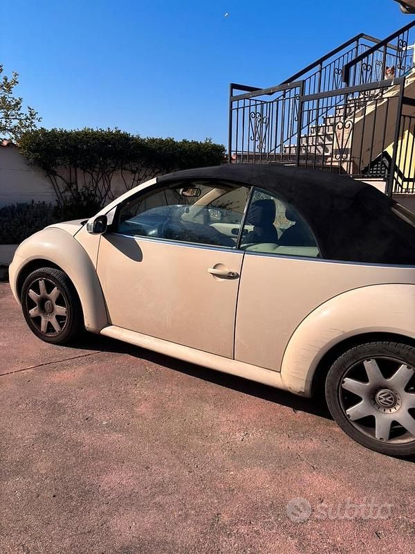 Usata VW New Beetle 2004 Utilitaria