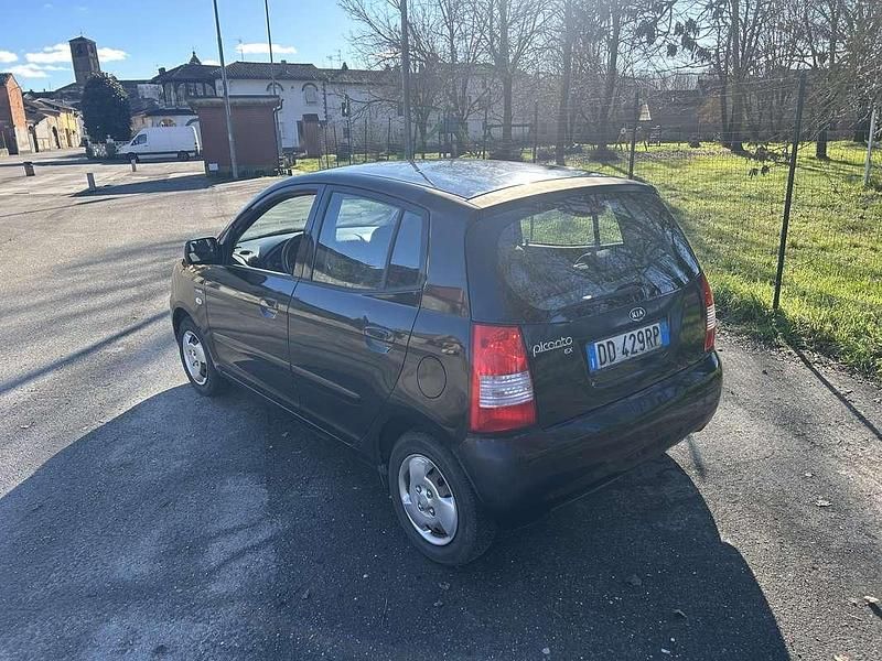 Usata Kia Picanto EX 65 CV (47 kW) 2006 Nero Utilitaria