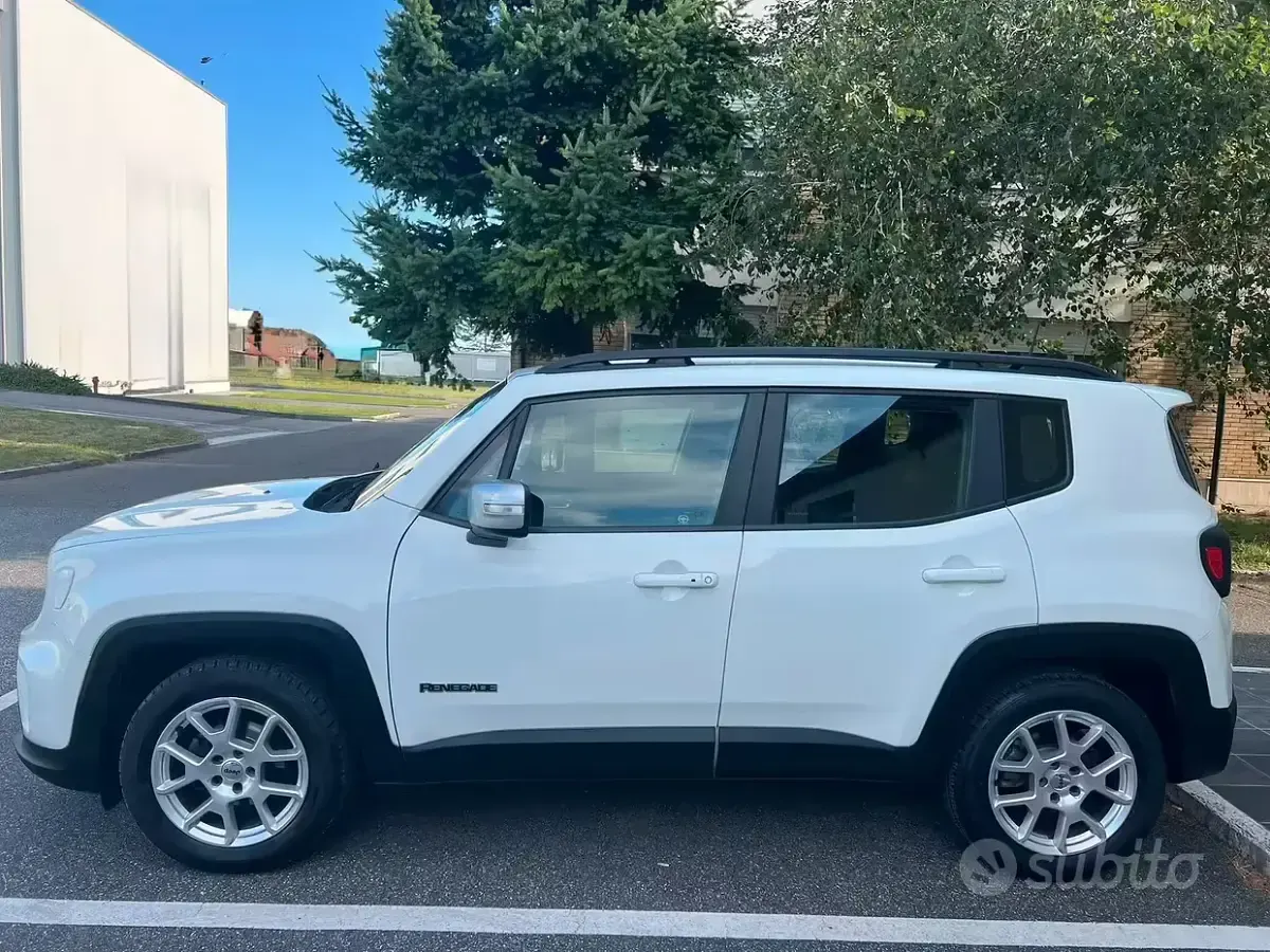 Usata Jeep Renegade Limited 130 CV (95 kW) 2022 Bianco SUV