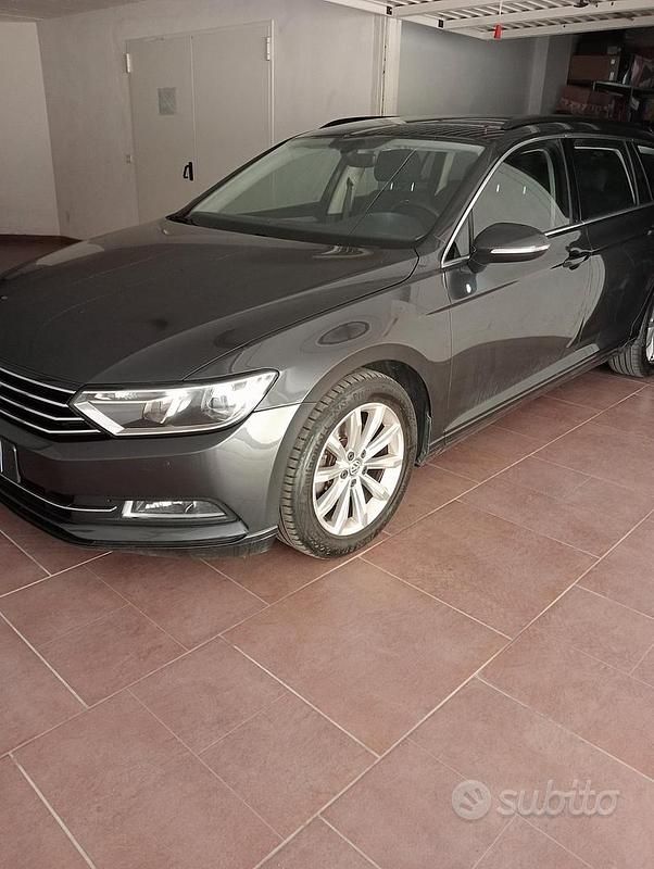 Grigio Usata 2018 VW Passat Station wagon | 6500 € (Super prezzo) - Immagine 1/4