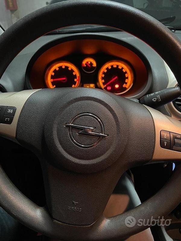 Usata Opel Corsa 2008 Utilitaria
