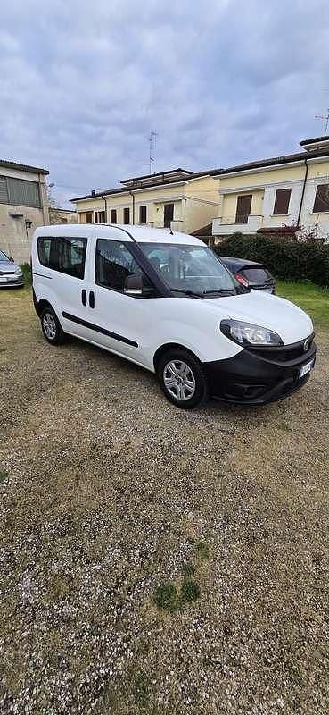 Usata Fiat Doblò 95 CV (69 kW) 2018 Monovolume