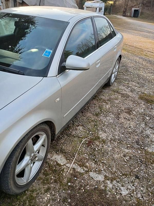 Usata Audi A4 180 CV (132 kW) 2001 Berlina