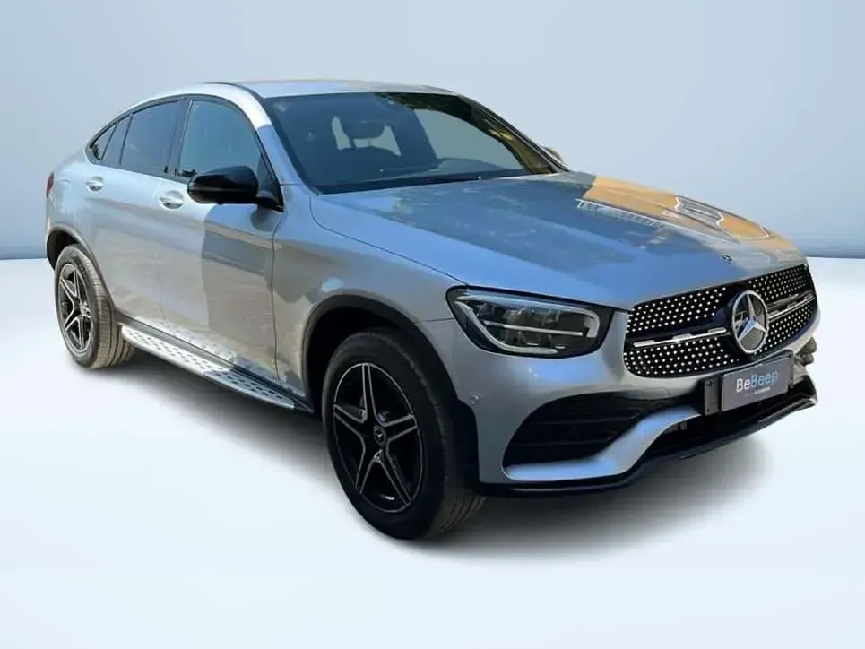 Usata Mercedes GLC200 Premium 163 CV (119 kW) 2021 Argento SUV