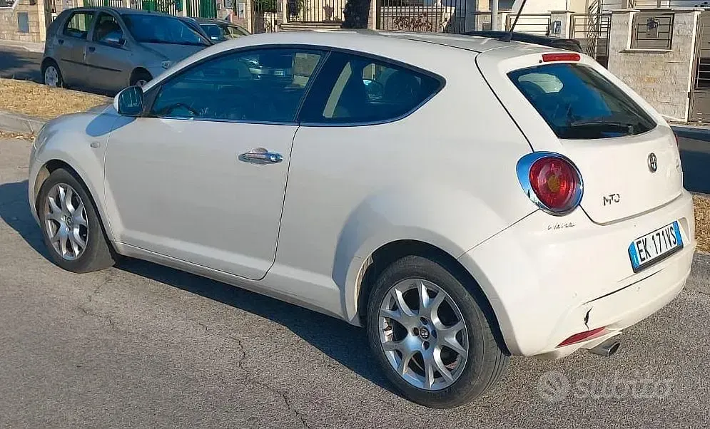 Usata Alfa Romeo MiTo 95 CV (69 kW) 2011 Utilitaria