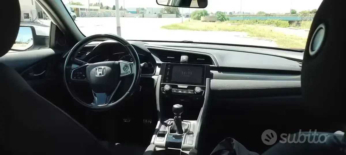 Usata Honda Civic 120 CV (88 kW) 2019 Bianco Berlina