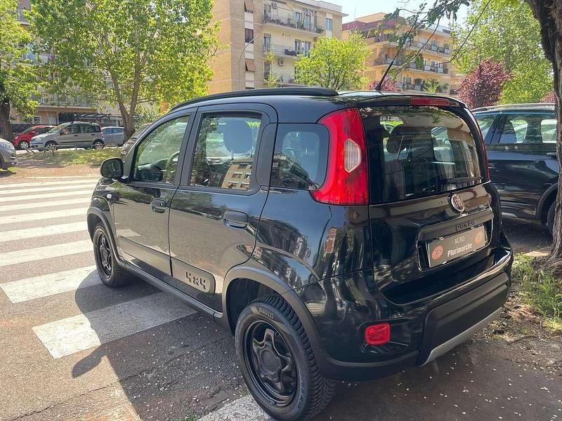 Occasion Fiat Panda 4x4 S 86 ch (63 kW) 2019 Noir Citadine