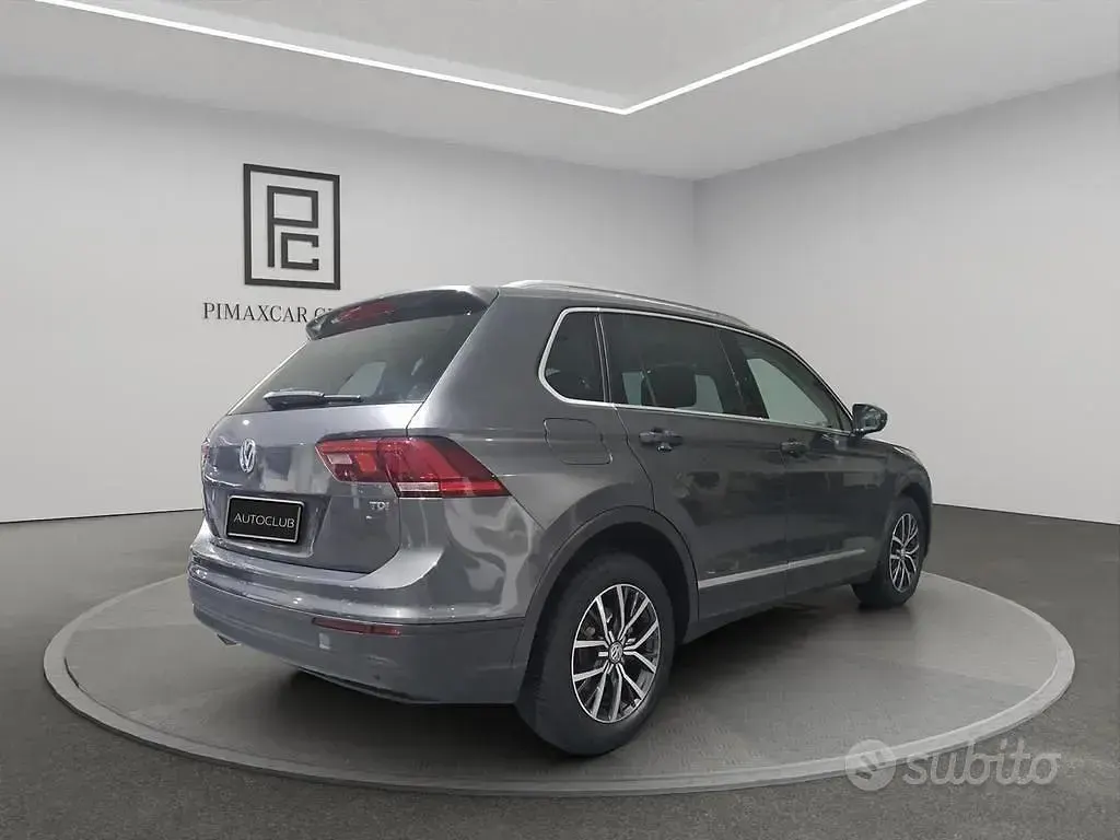 Usata VW Tiguan Business 116 CV (85 kW) 2017 Grigio SUV