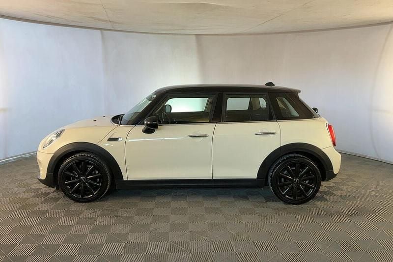 Occasion Mini Cooper D 116 ch (85 kW) 2020 Blanc Citadine