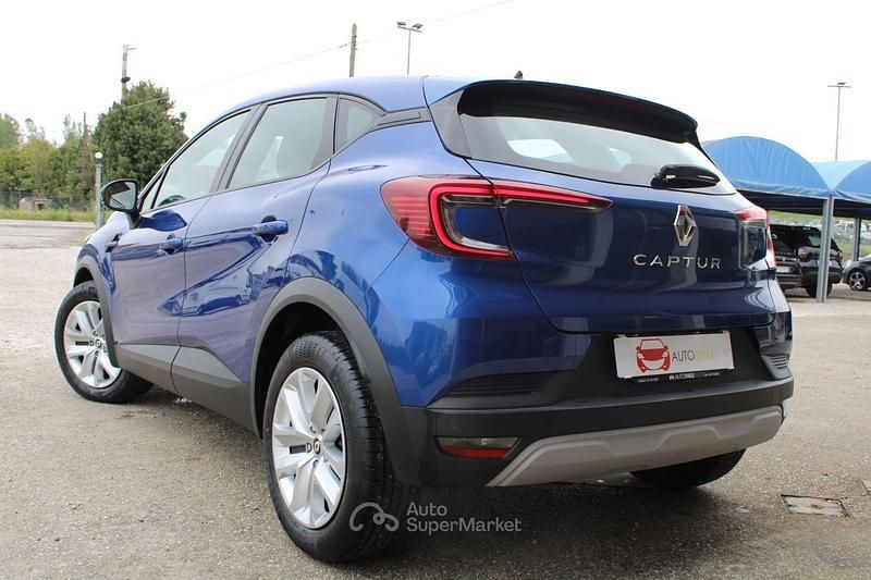 Usata Renault Captur Techno 91 CV (66 kW) 2023 Blu/azzurro SUV