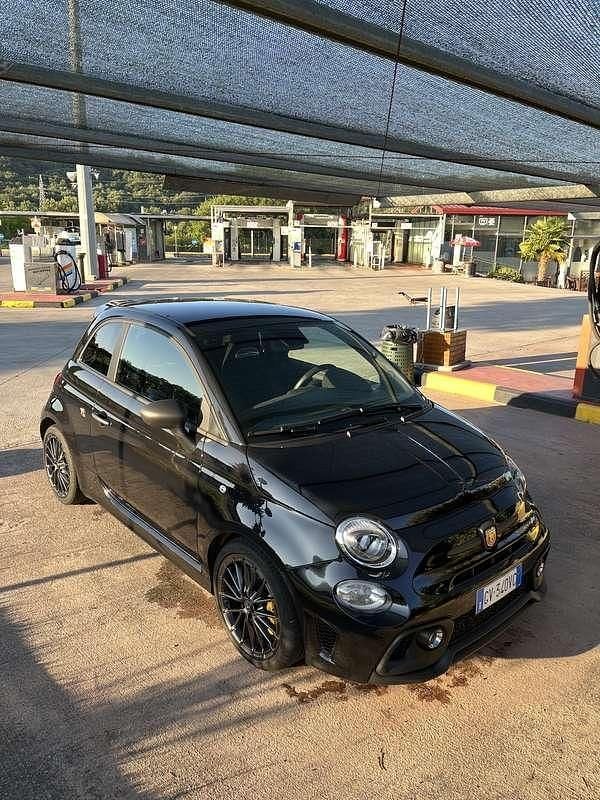 Usata Abarth 695 179 CV (131 kW) 2024 Utilitaria