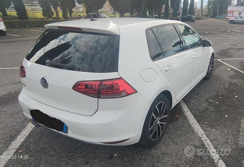 Usata VW Golf VII 140 CV (102 kW) 2013 Bianco Berlina