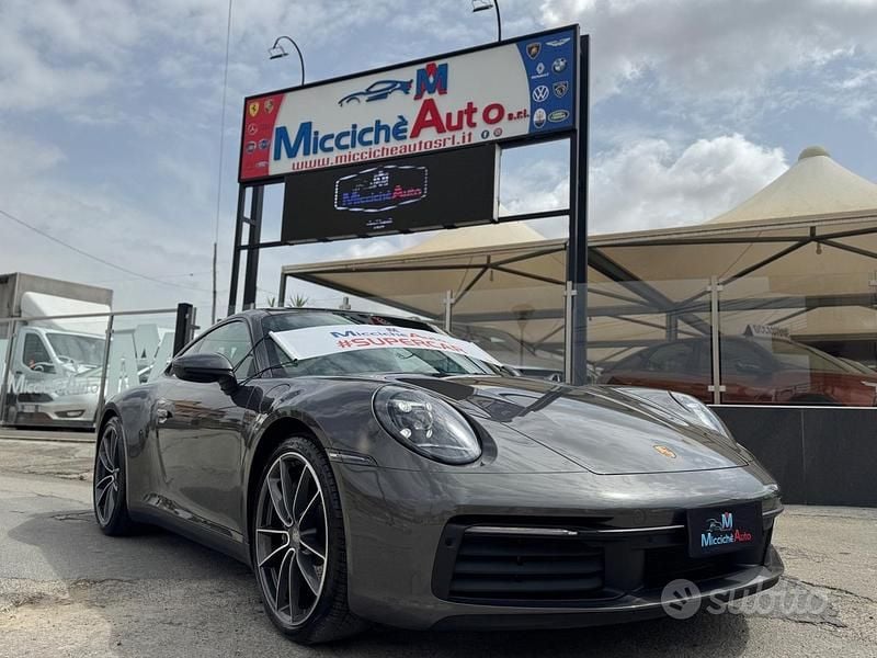 Grigio Usata 2021 Porsche 911 Carrera Coupé | 114.911 € (Molto cara) - Immagine 1/4