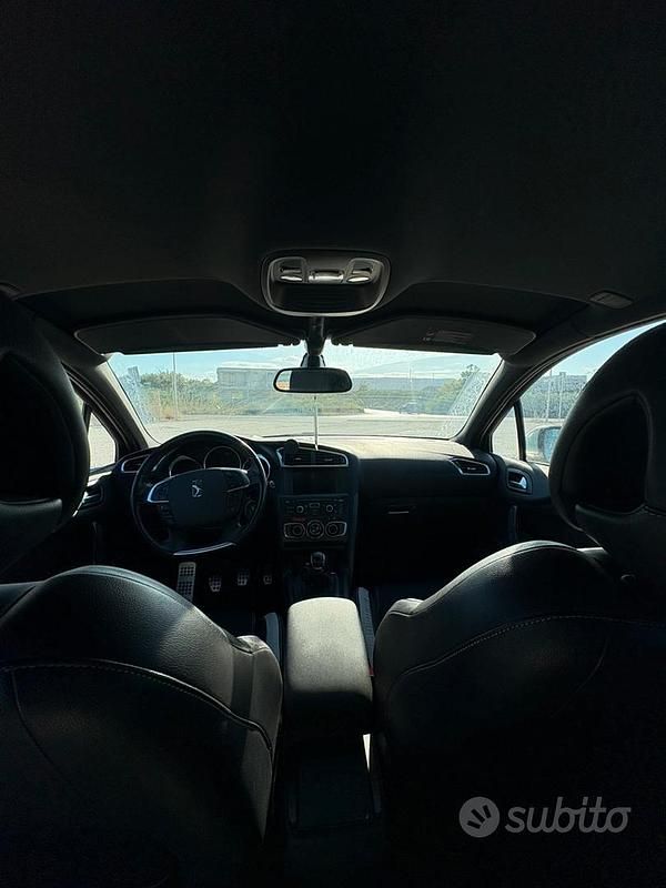 Usata Citroën DS4 114 CV (83 kW) 2015 Bianco Utilitaria