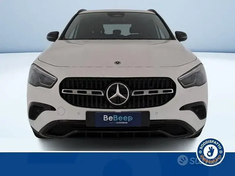 Usata Mercedes GLA180 Advanced 116 CV (85 kW) 2025 Bianco SUV