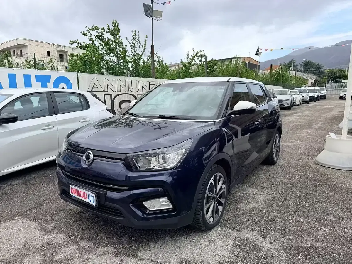 Usata SsangYong Tivoli 128 CV (94 kW) 2019 Bluazzurro SUV