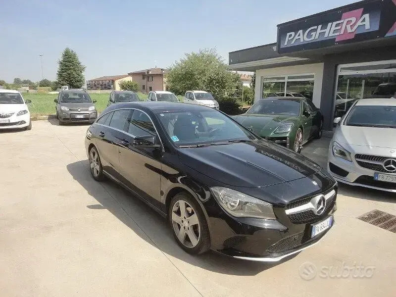 Usata Mercedes CLA200 136 CV (100 kW) 2017 Nero Coupé