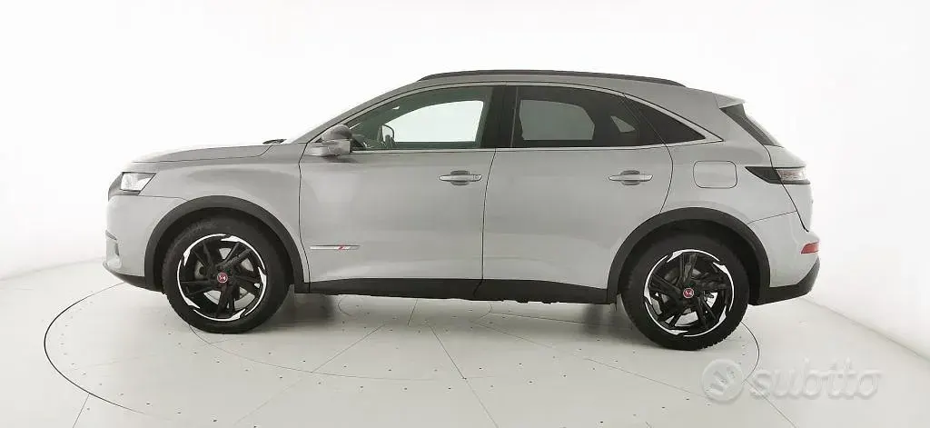 Usata DS Automobiles DS7 Crossback Performance Line Plus 181 CV (133 kW) 2022 Grigio metallizzato SUV