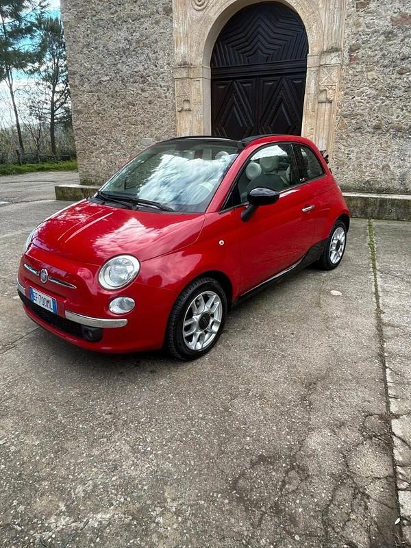 Usata Fiat 500C Rock 75 CV (55 kW) 2010 Rosso Cabrio